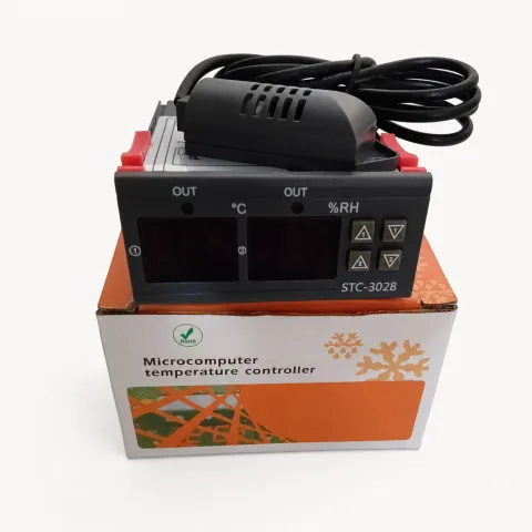 وحدة تحكم حرارة ورطوبة STC-3028